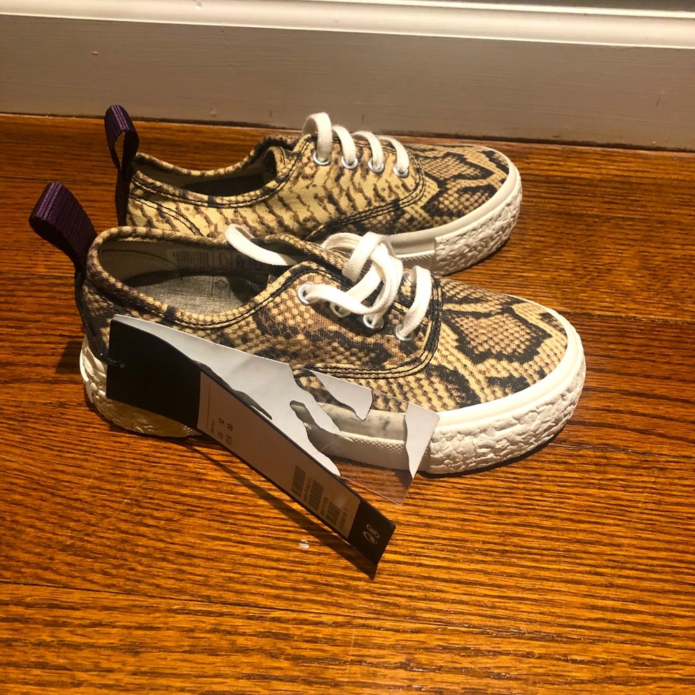 Kids platform sneakers